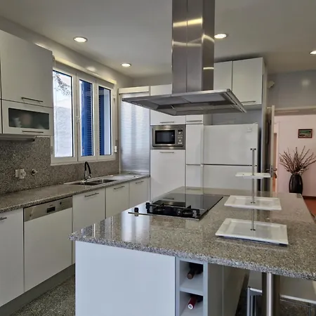 L'oasis Palm House Villa *